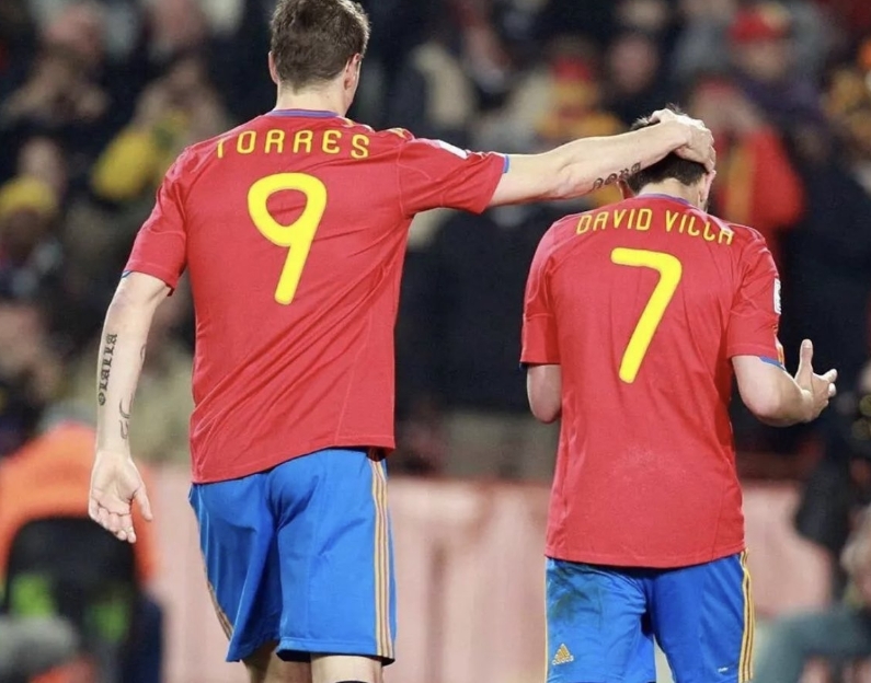 费兰-托雷斯在国家队的欧洲杯和世界杯进球，并列西班牙队史第五